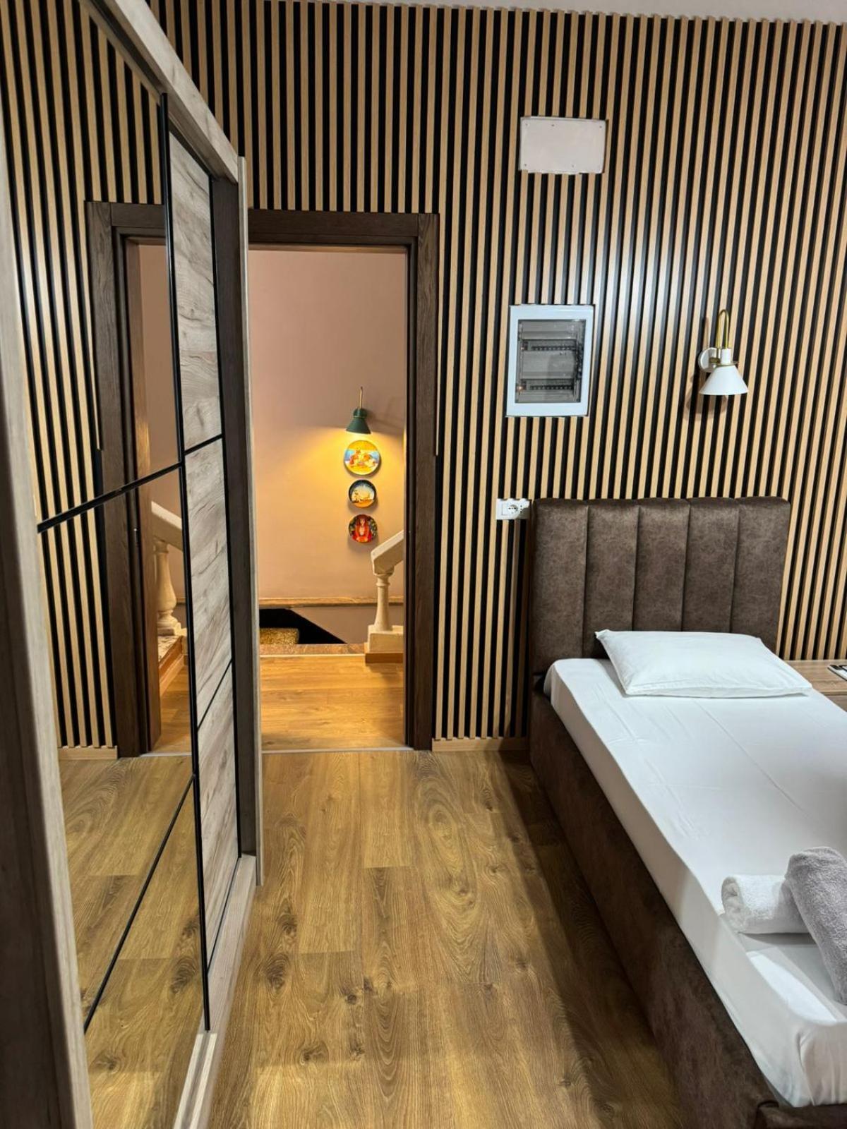 Oda Garden Boutique Hotel Тирана Экстерьер фото